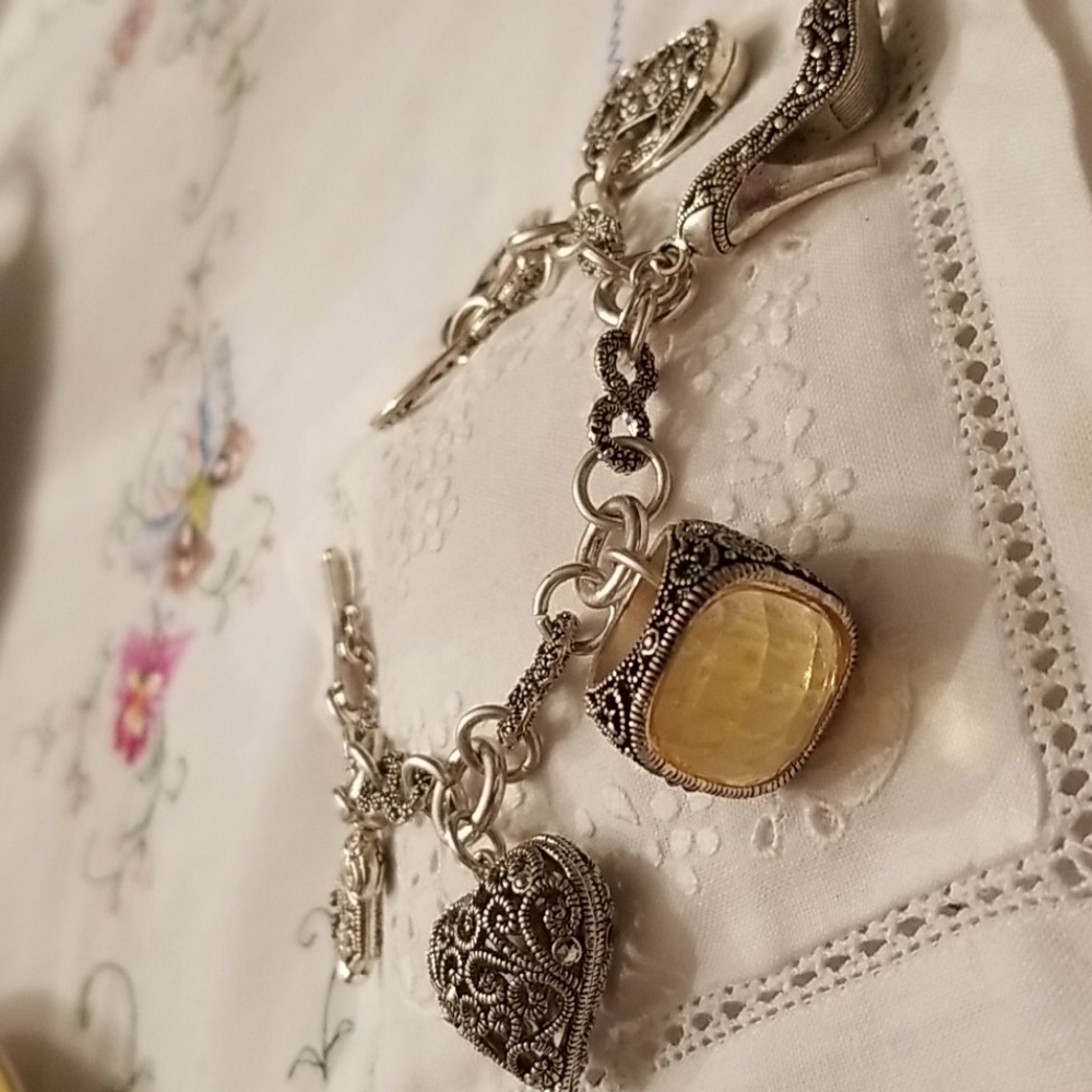 Charm Bracelet - Picture 2 of 4
